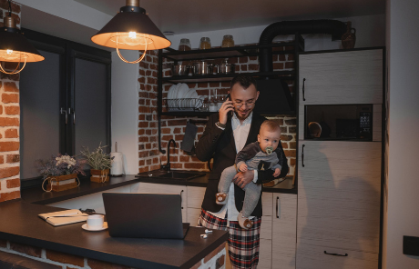 hybrid, home, and hub working in 2022